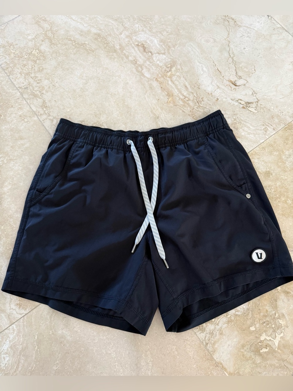 Men’s Vuori Kore lined short 5”